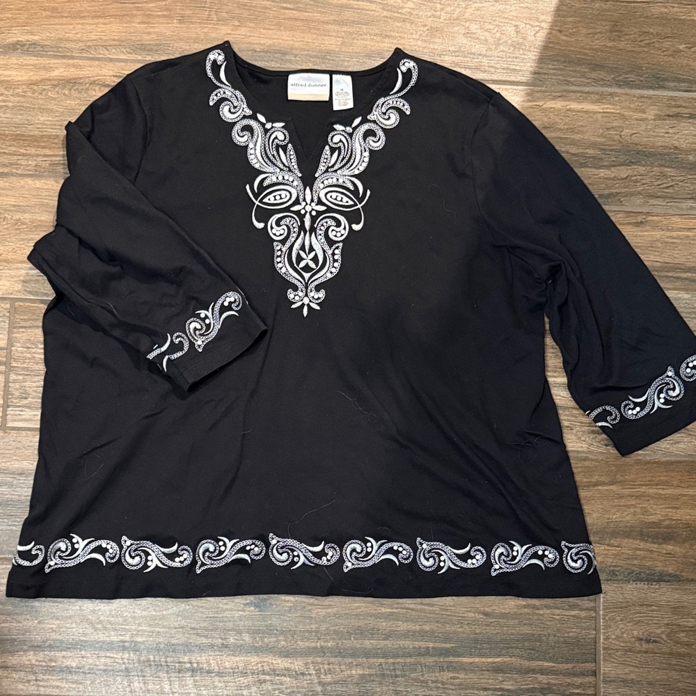 Alfred Dunner Black Top with White Embroidery